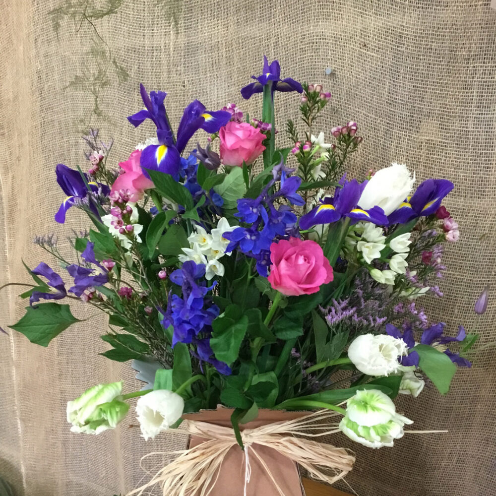 mother's day flowers, roses, box, pink purple green white