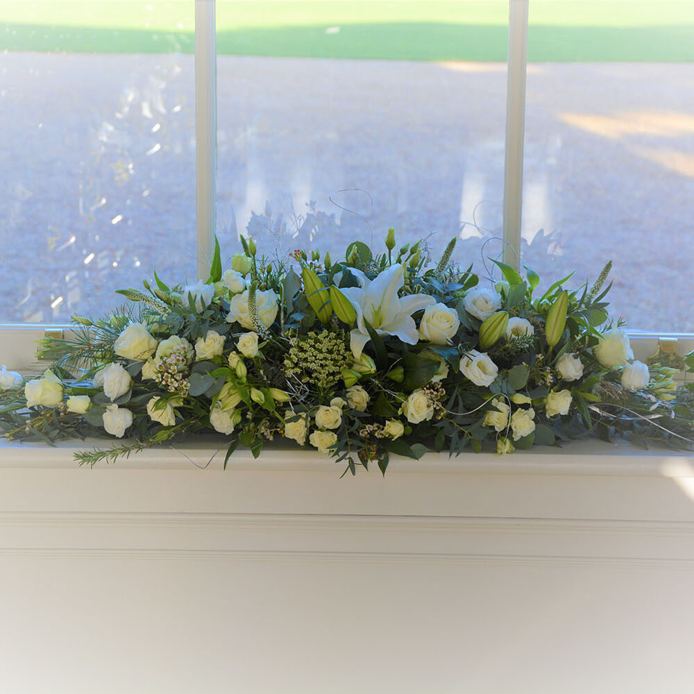 wedding flowers, arrangement, roses, white green